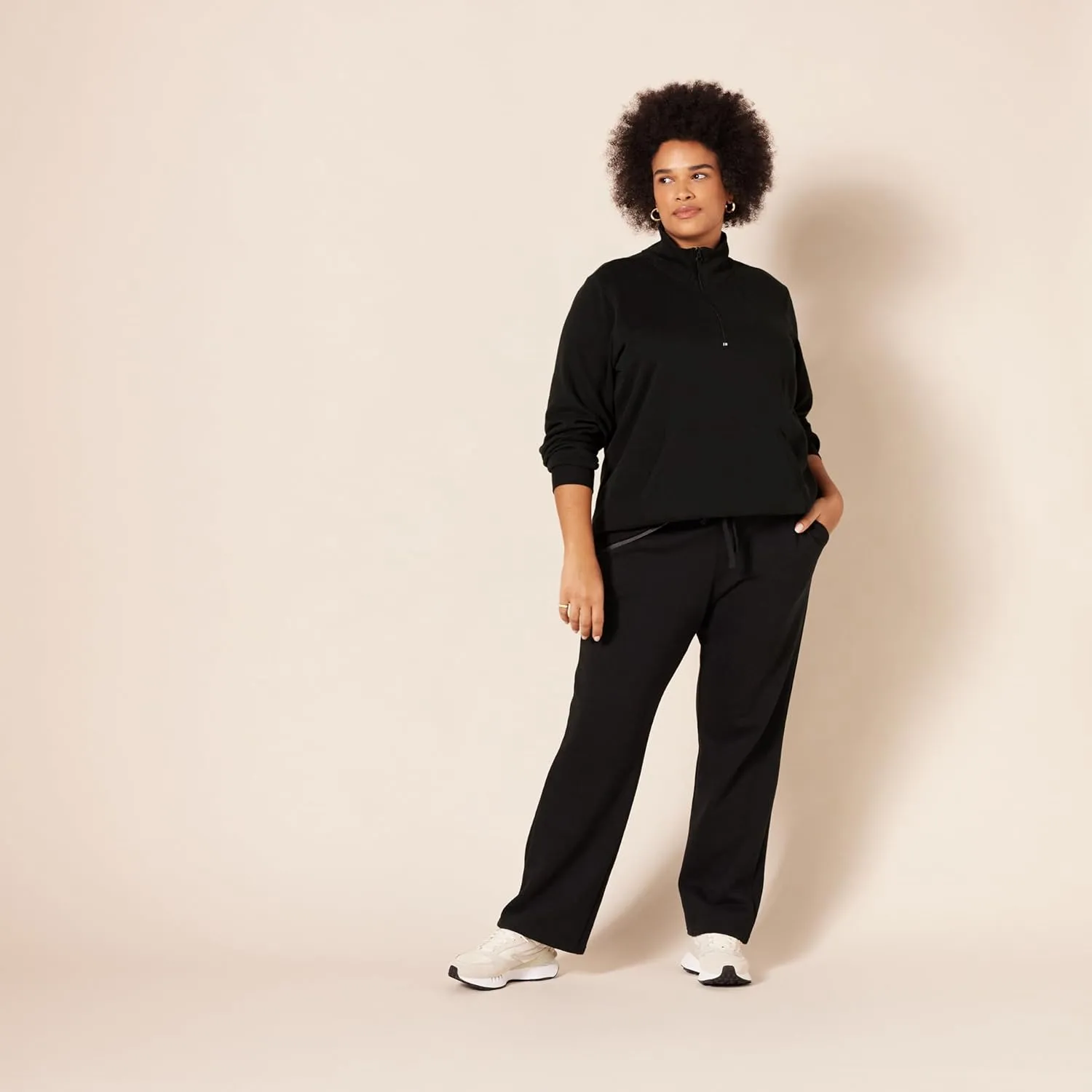 Amazon Essentials Women's Long-Sleeve Fleece Quarter-Zip Top (Available in Plus Size)