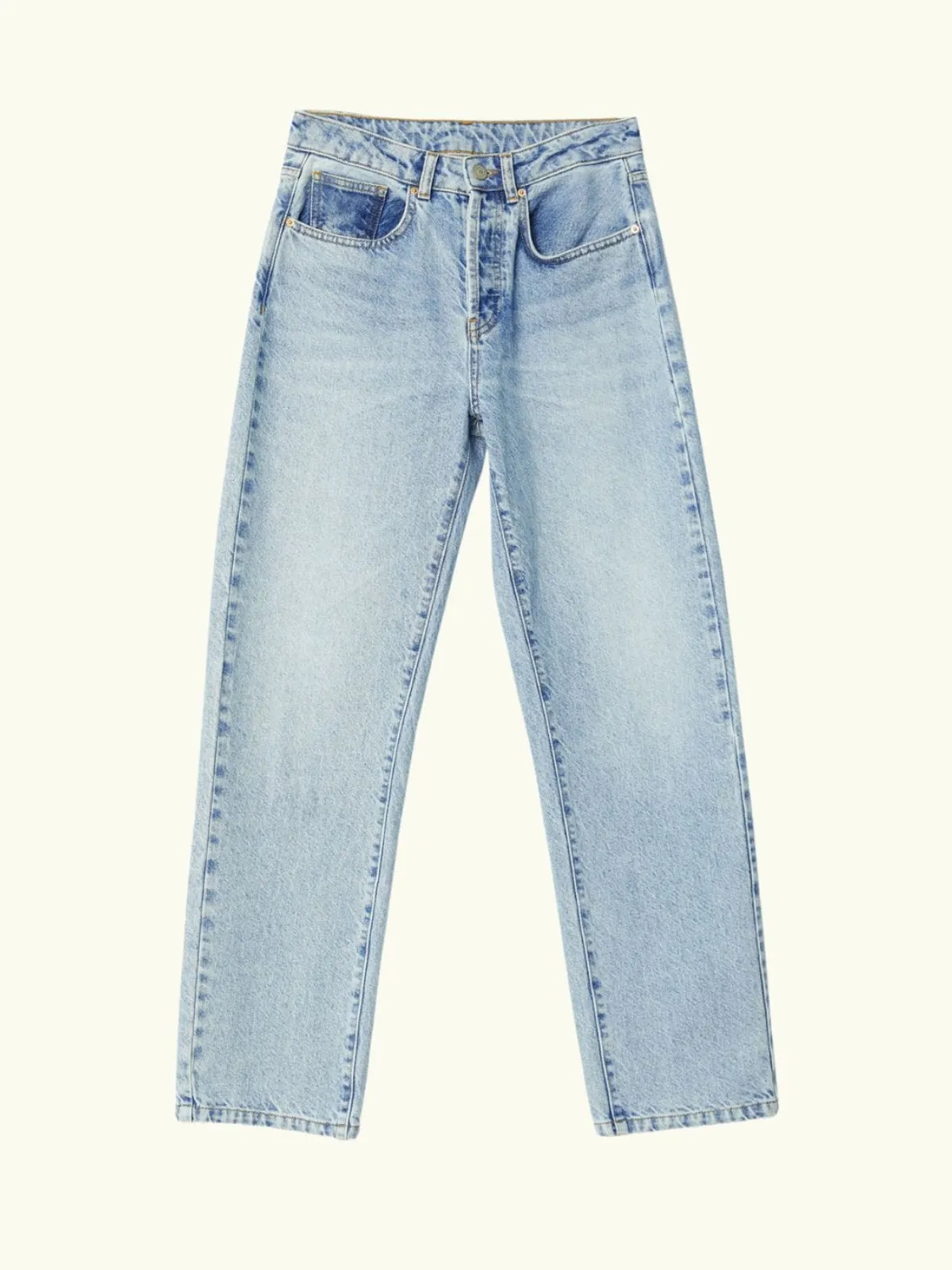 Light Wash Relaxed Jeans