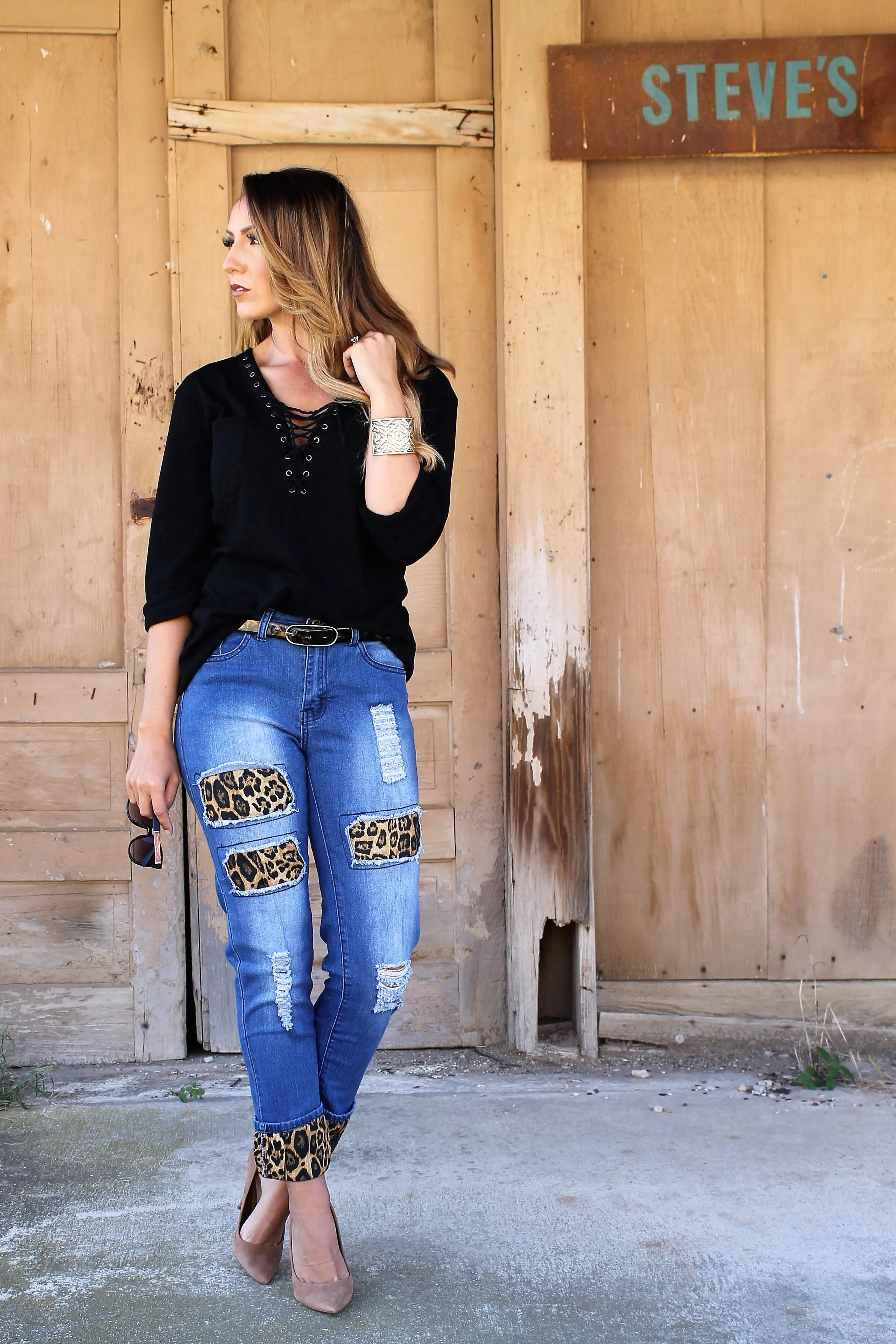 Mid Dark Relaxed Boyfriend Jean With Brown Leopard Detail LB111