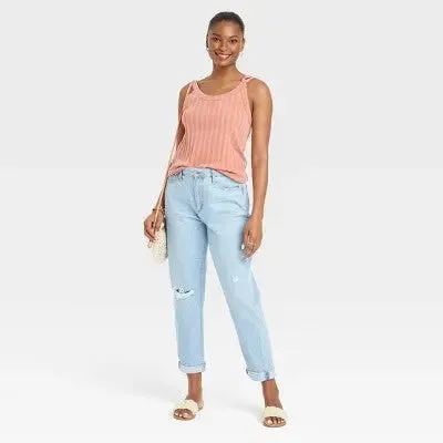 New - Universal Thread Women's Mid-Rise Distressed Boyfriend Jeans Ankle-Length Relaxed Fit, Light Wash