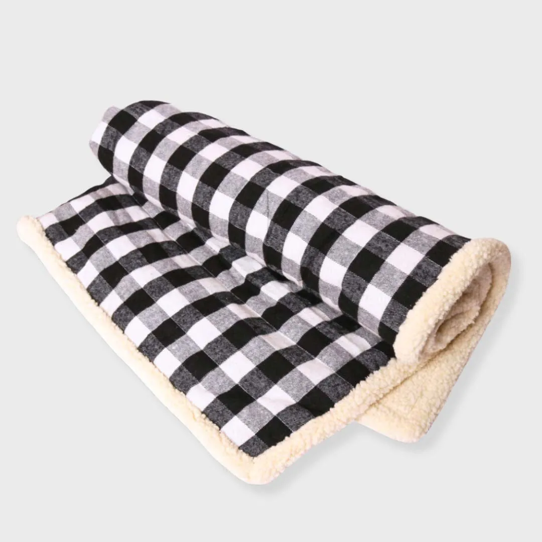 Warm & Comfortable Pet Blanket