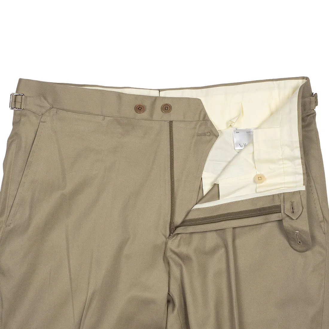 x Sartoria Carrara: Beige lightweight cotton suit in Drapers 8oz gabardine